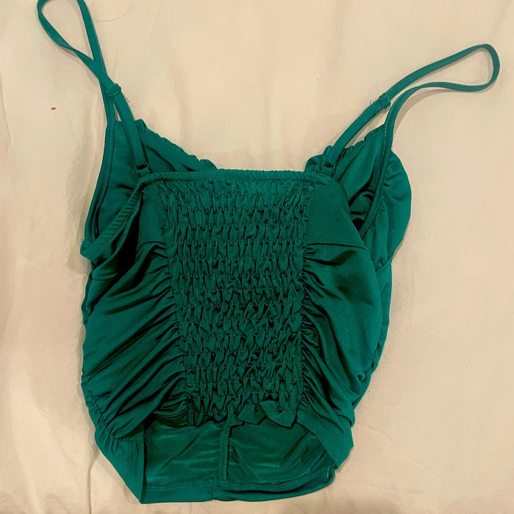NWT!‼️: 𝕋𝕦𝕣𝕢𝕦𝕠𝕚𝕤𝕖 𝔹𝕝𝕦𝕖 🦋 ℝ𝕦𝕔𝕙𝕖𝕕 ℂ𝕒𝕞𝕚 𝕋𝕠𝕡 𝕗𝕣𝕠𝕞 𝕌𝕣𝕓𝕒𝕟 𝕆𝕦𝕥𝕗𝕚𝕥𝕥𝕖𝕣𝕤 𝕏𝕊 - Picture 5 of 7